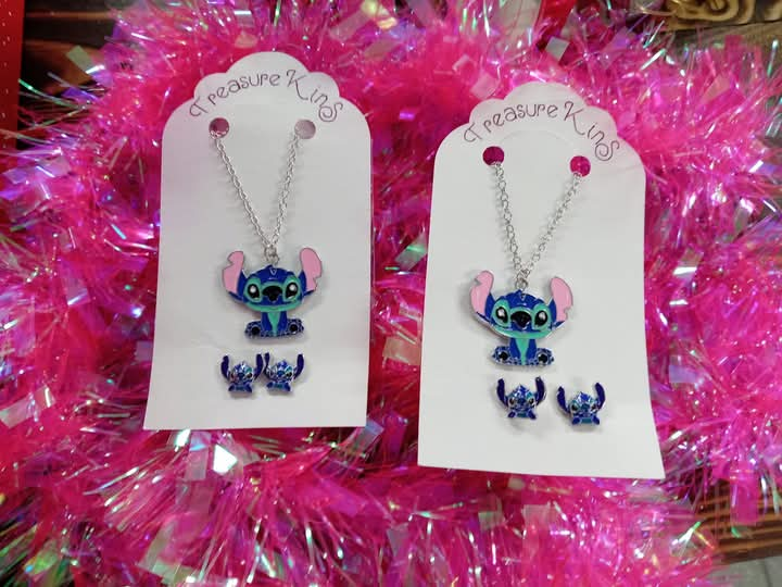 Stitch Necklace and Earings set