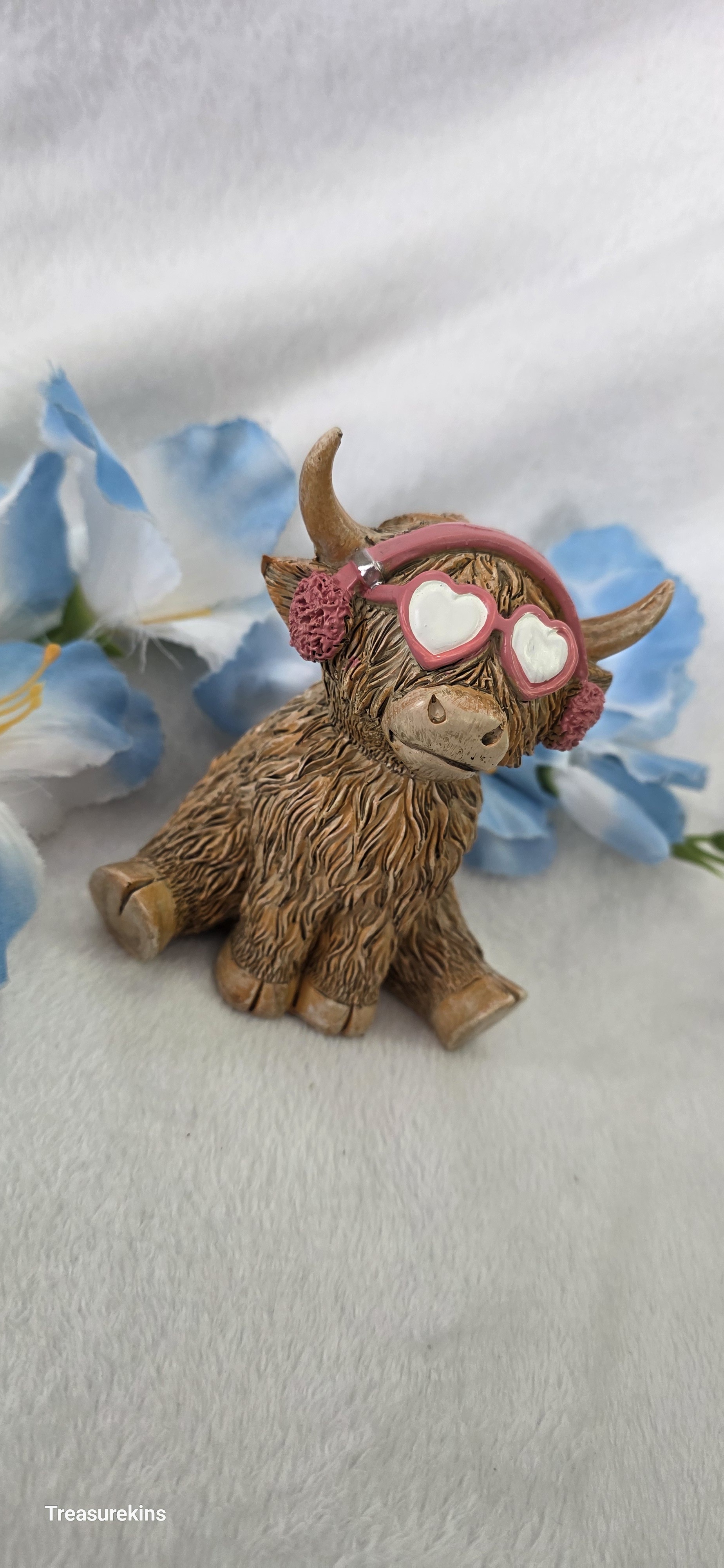 Happy Highland Cow with pink ear moofs figure